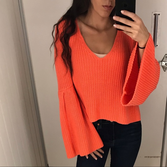 Free People Sweaters - NWT Free People Cable Knit crop sweater